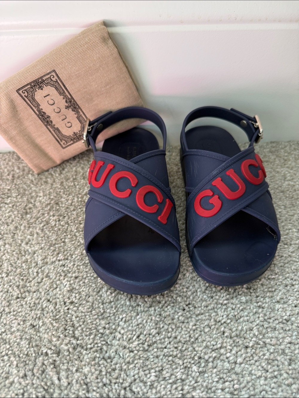 Gucci Kids Navy Sandals with Red Logo Straps 100% Authentic